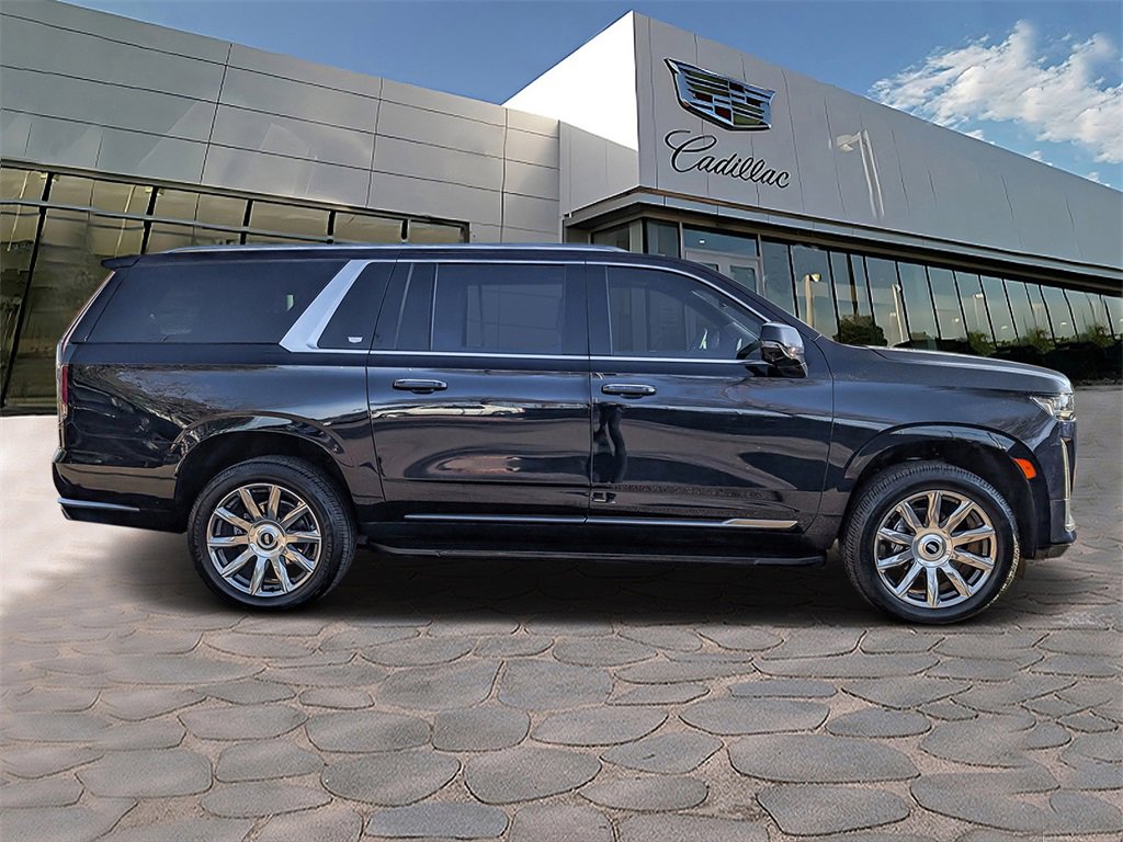 2023 Cadillac Escalade ESV Premium Luxury Platinum photo 2