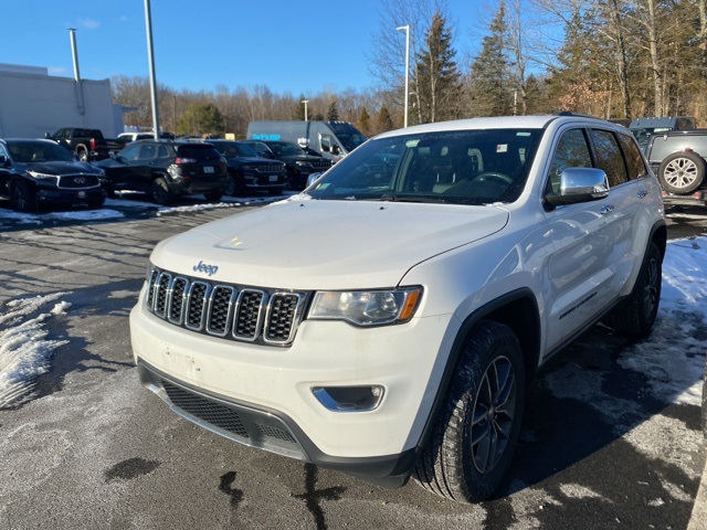 2018 Jeep Grand Cherokee Limited's photo