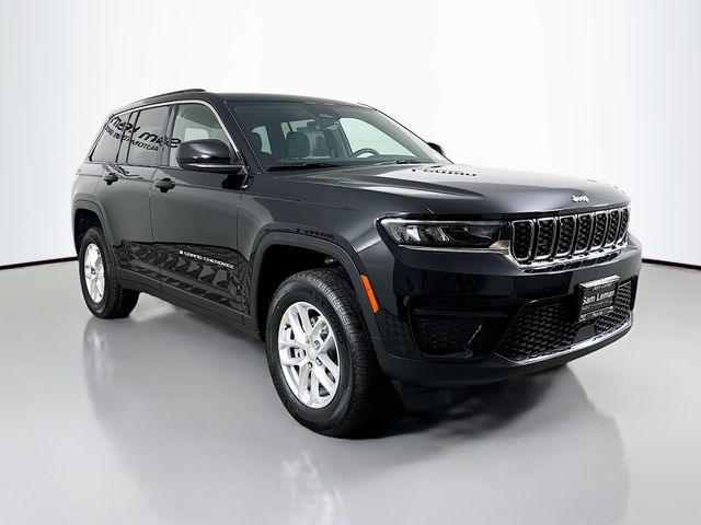 2025 Jeep Grand Cherokee Laredo's photo