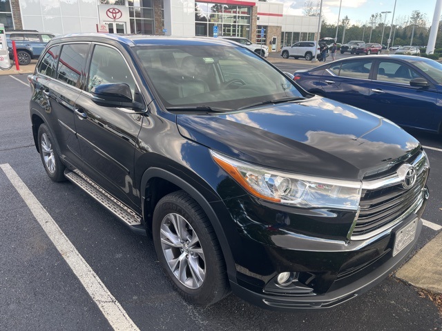 2015 Toyota Highlander XLE photo 3