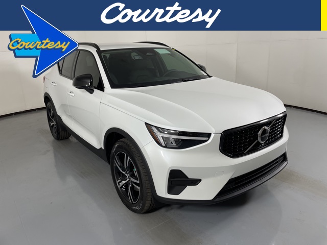 2026 Volvo XC40