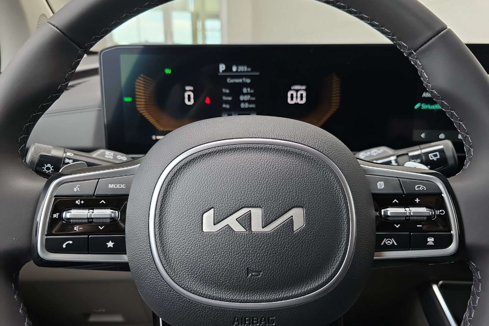 2026 Kia Carnival EX photo 18