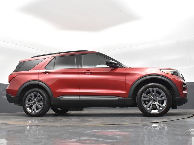 2022 Ford Explorer XLT photo 18