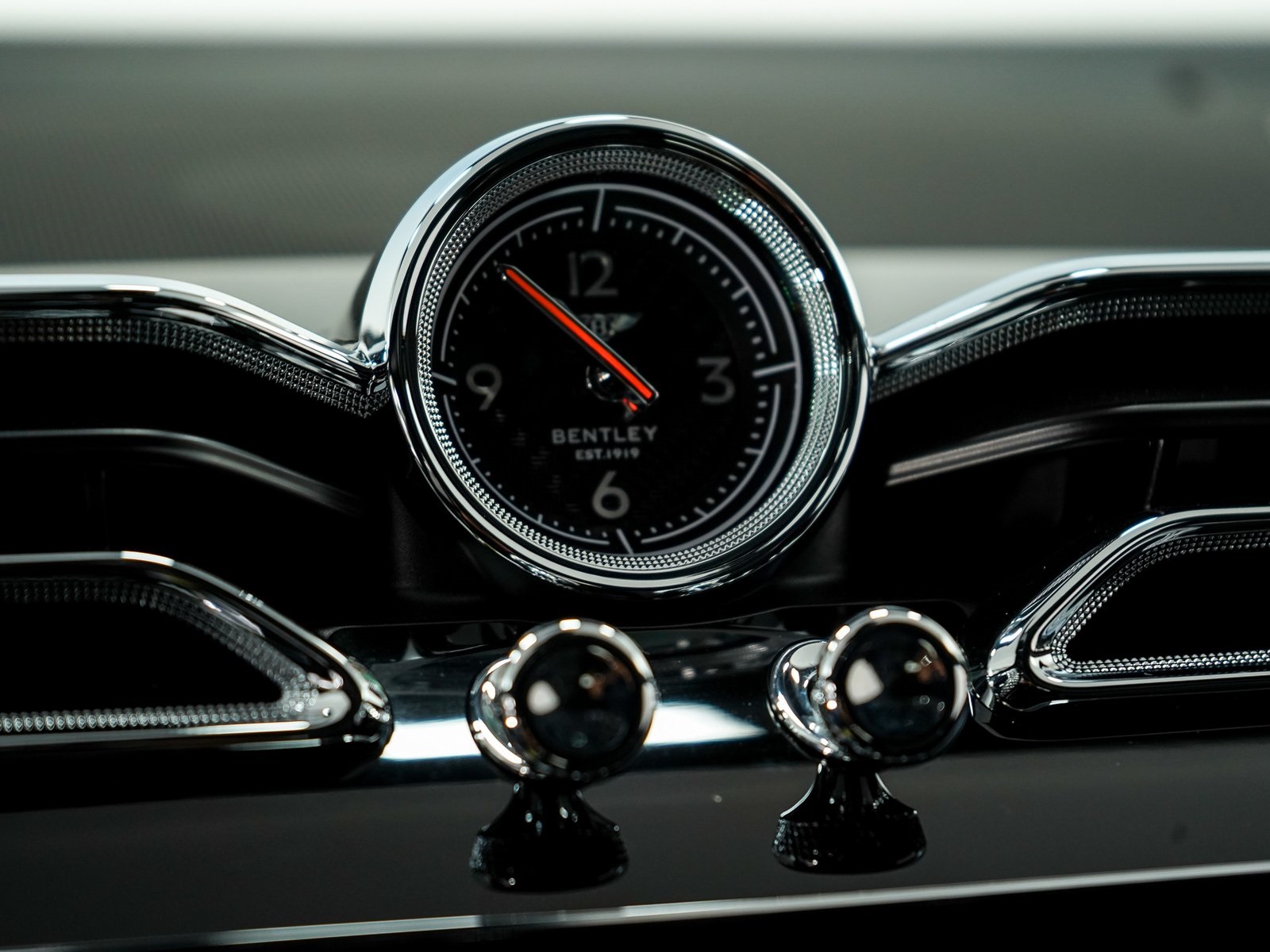 2024 Bentley Bentayga S V8 photo 35