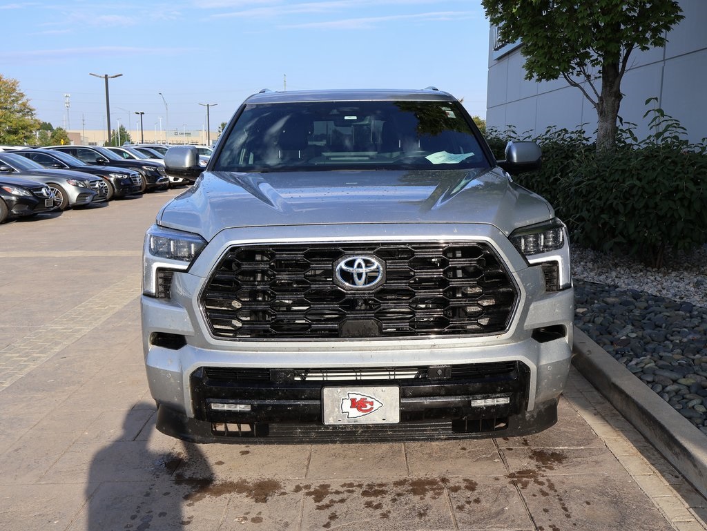 2023 Toyota Sequoia Platinum photo 3