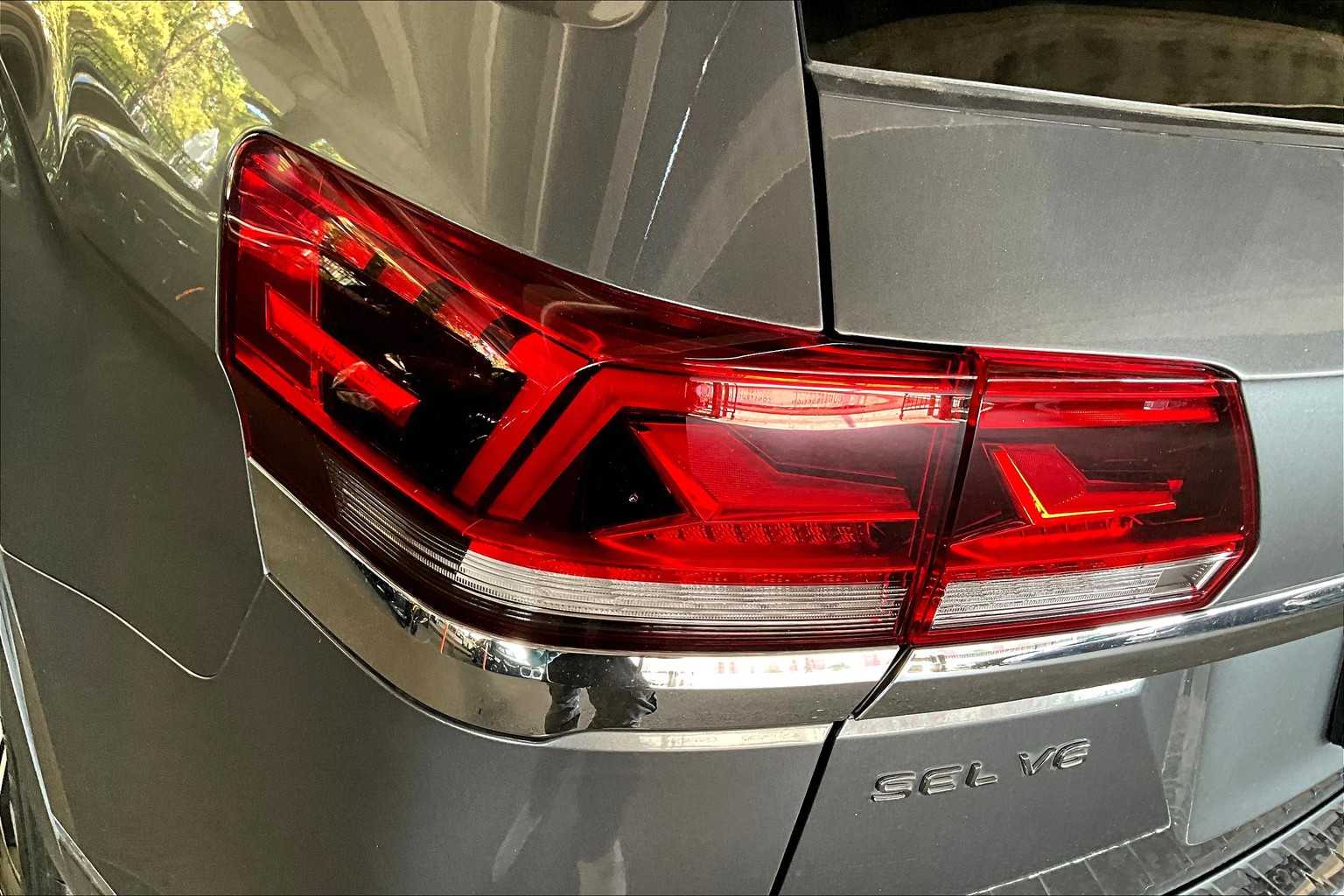 2023 Volkswagen Atlas V6 SEL photo 23