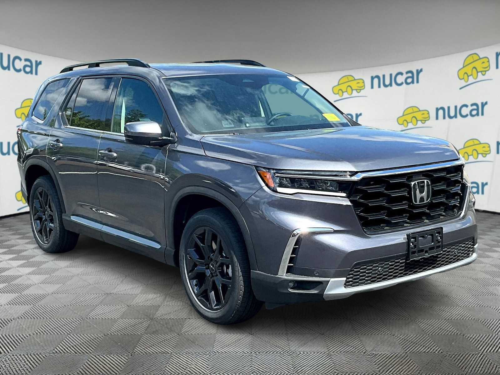 2025 Honda Pilot Touring's photo