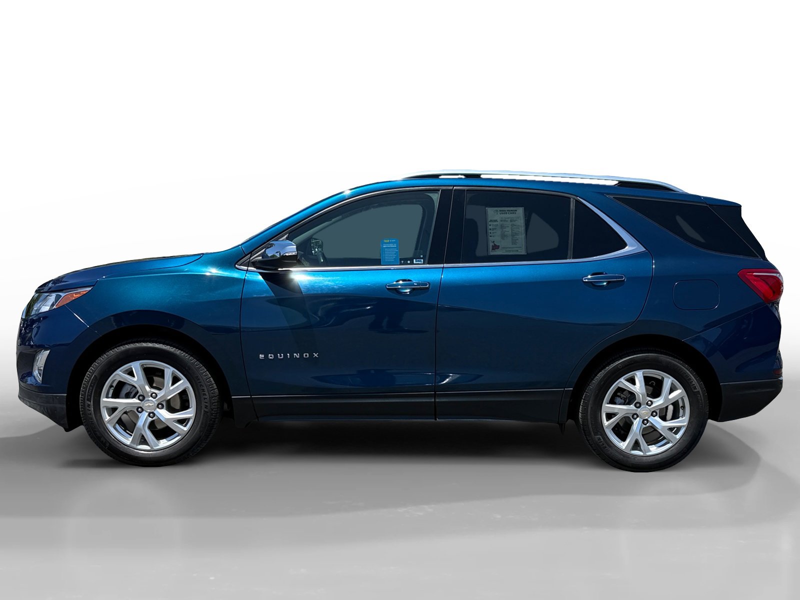 2021 Chevrolet Equinox Premier photo 2