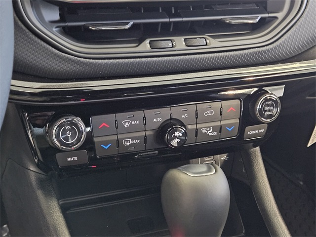 2026 Jeep Compass Latitude photo 23