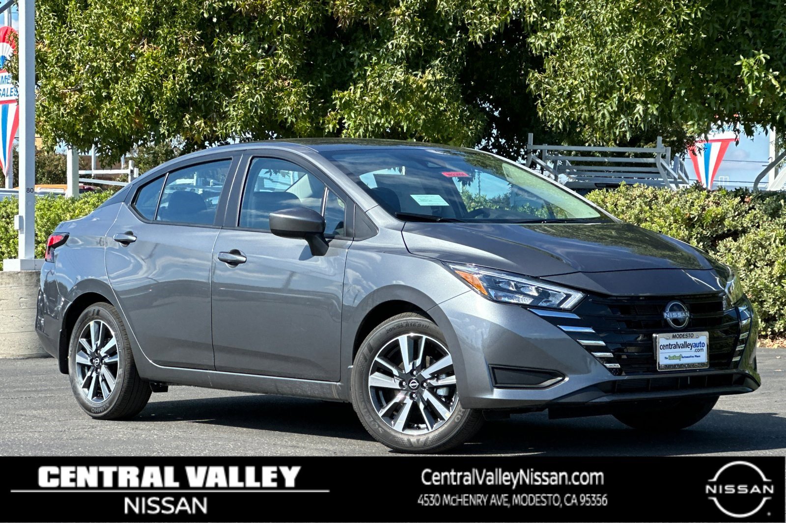 2025 Nissan Versa Sedan SV