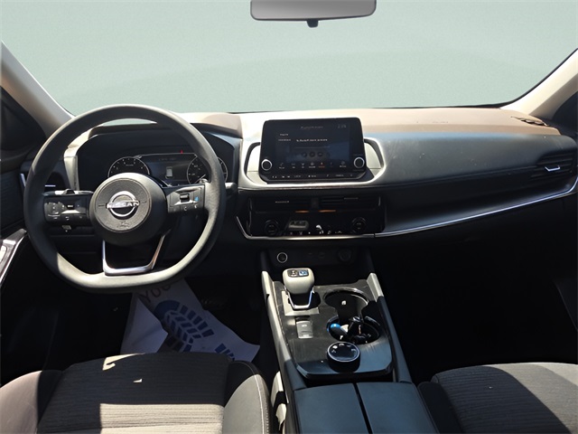 2022 Nissan Rogue SV photo 14