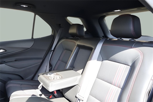 2023 Chevrolet Equinox RS photo 4