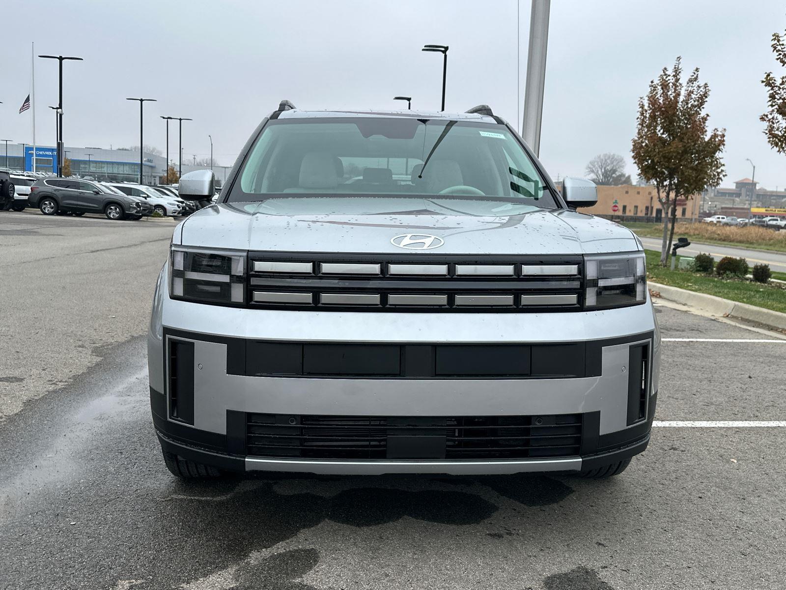 2026 Hyundai Santa Fe SEL photo 4