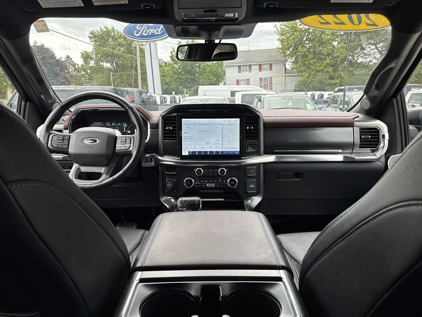2022 Ford F-150 Lariat photo 26