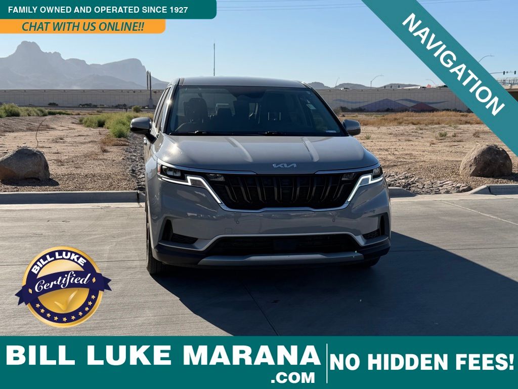 2024 Kia Carnival EX's photo