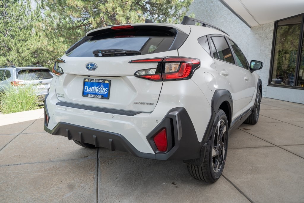2025 Subaru Crosstrek Limited photo 2