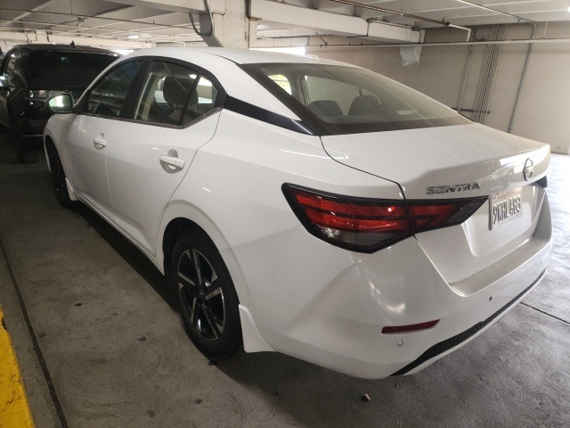 2024 Nissan Sentra SV photo 3