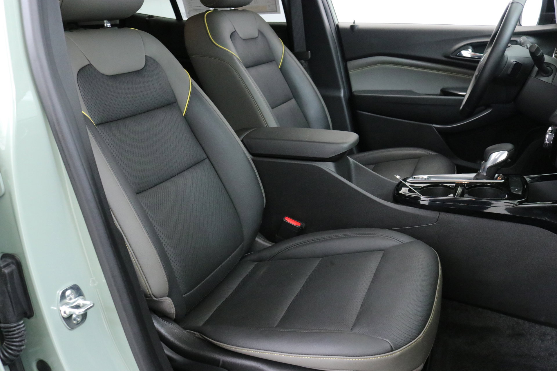 2025 Chevrolet Trax ACTIV photo 26