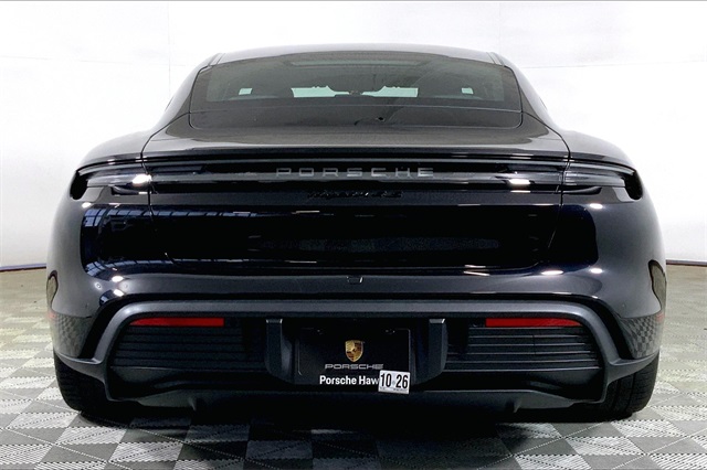 2025 Porsche Taycan 4S photo 10