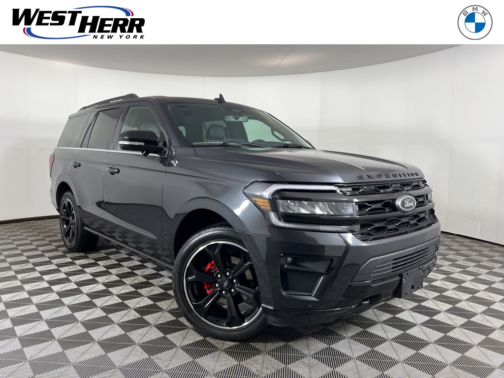 2024 Ford Expedition Limited's photo