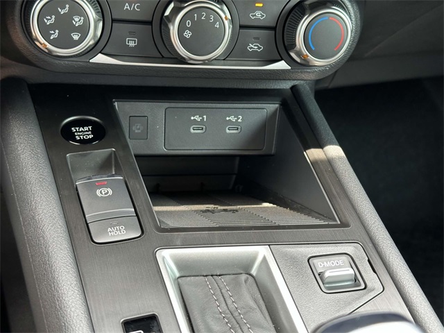 2025 Nissan Kicks SV photo 22