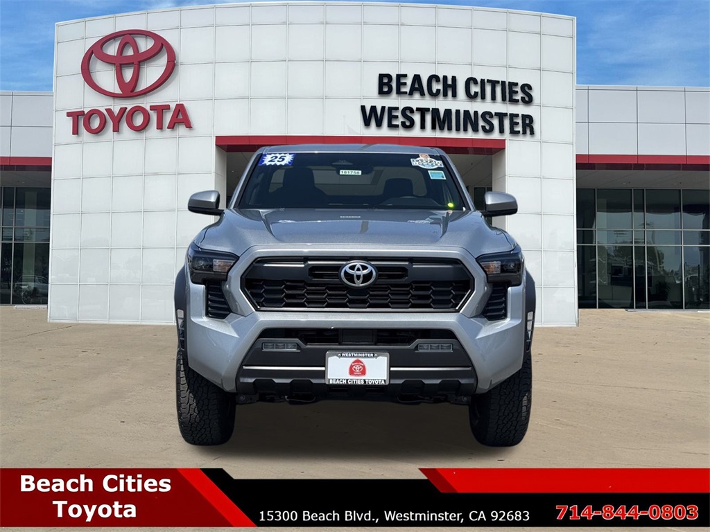 2025 Toyota Tacoma PreRunner photo 3