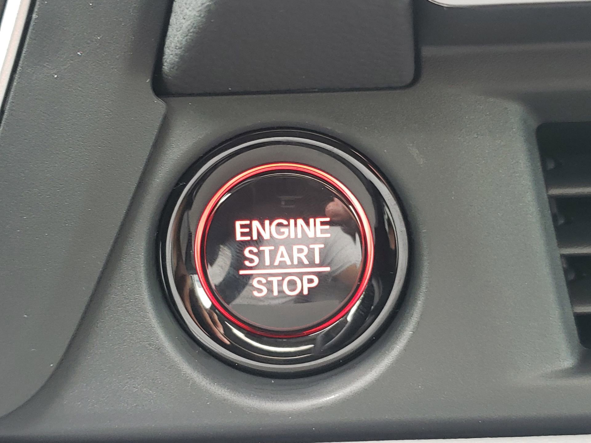 2025 Honda Pilot Touring photo 31