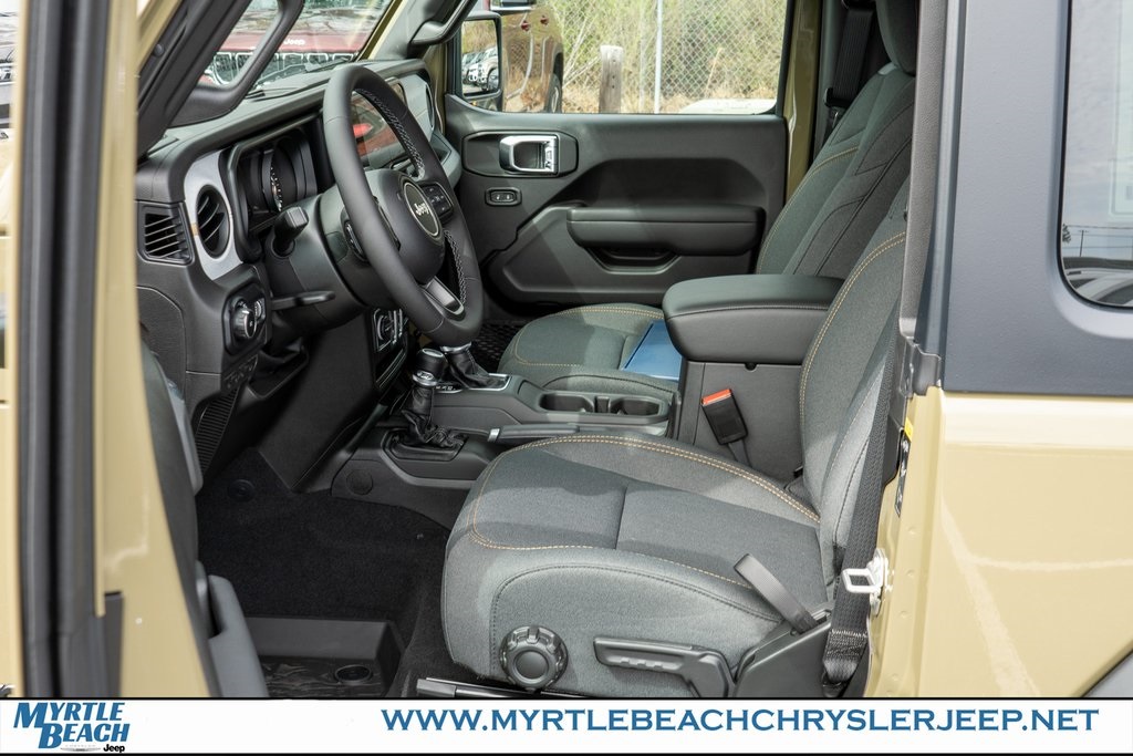 2025 Jeep Wrangler Sport S photo 17