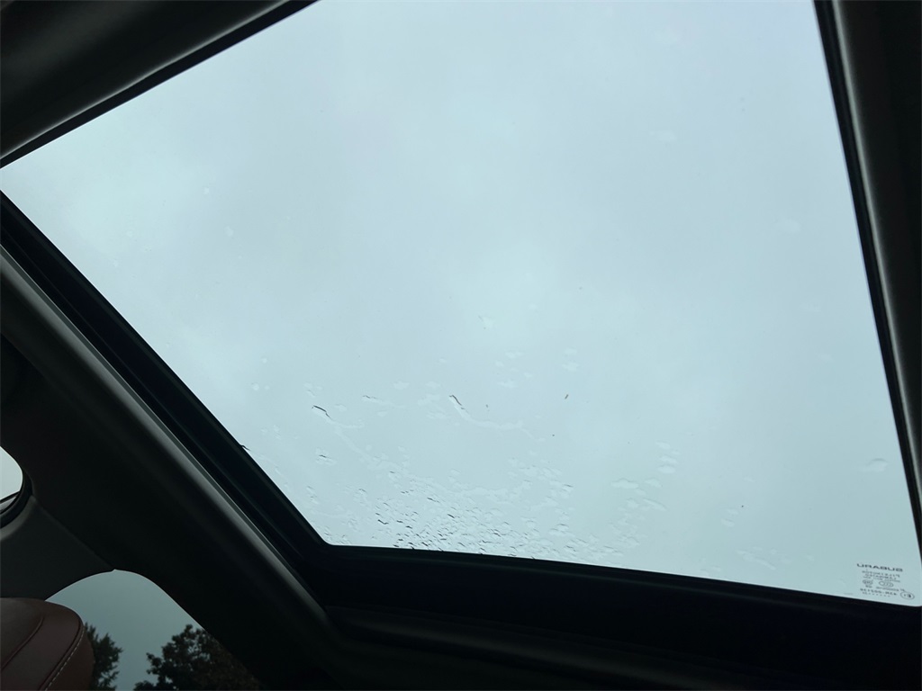 2022 Subaru Forester Touring photo 26