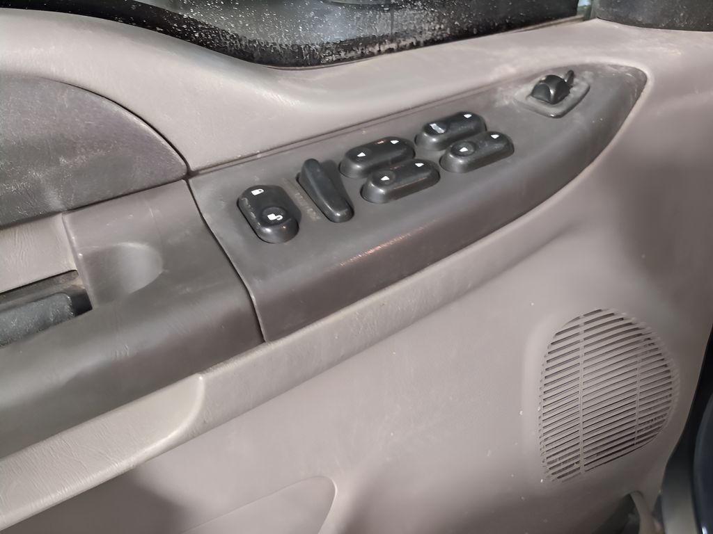 2004 Ford F-350 Lariat photo 10