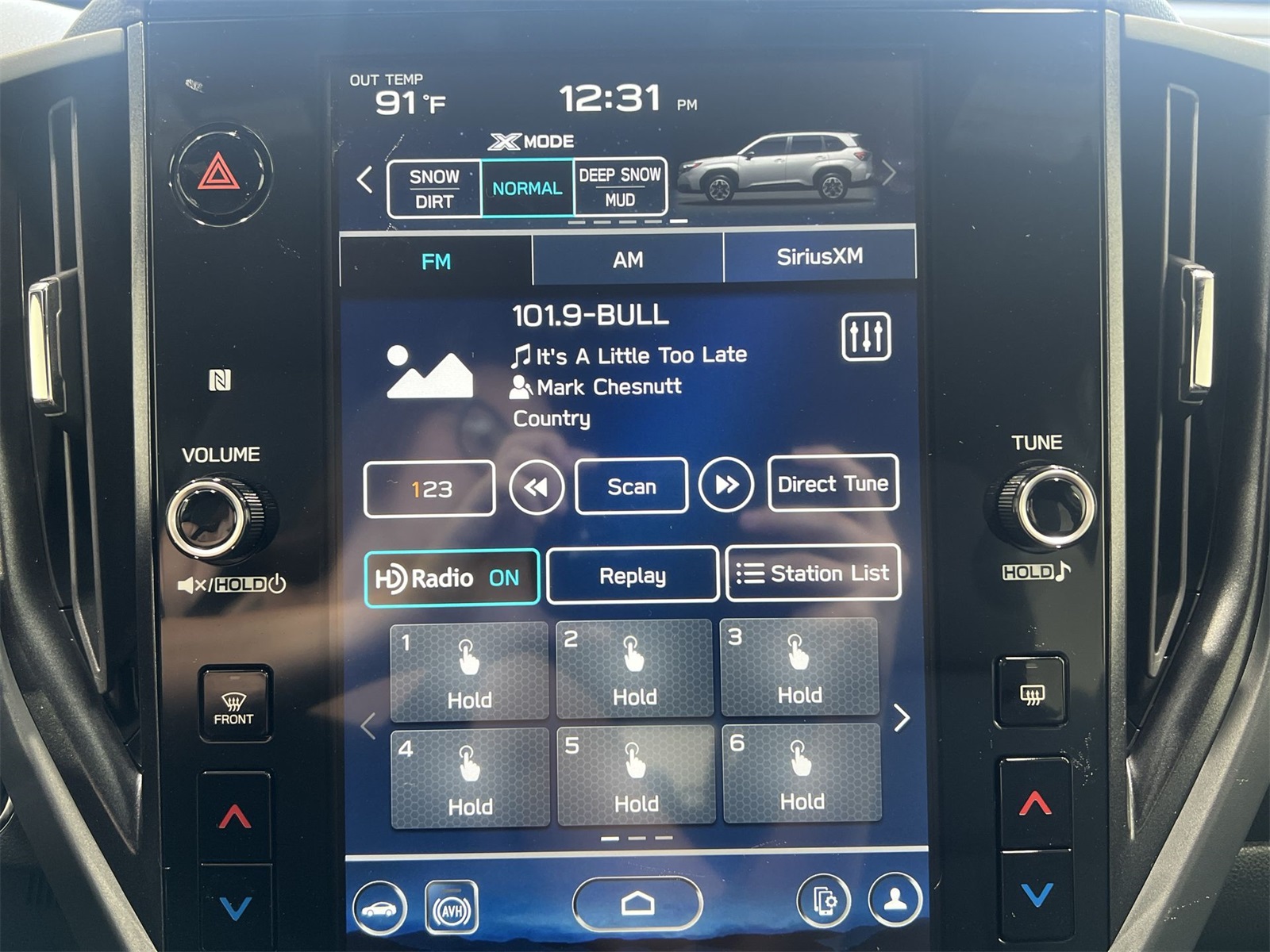 2025 Subaru Forester Premium photo 16