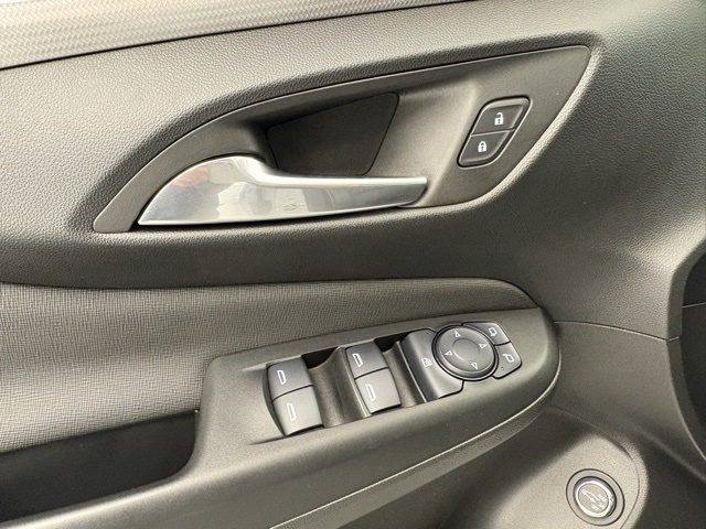 2025 Buick Envista Avenir photo 7