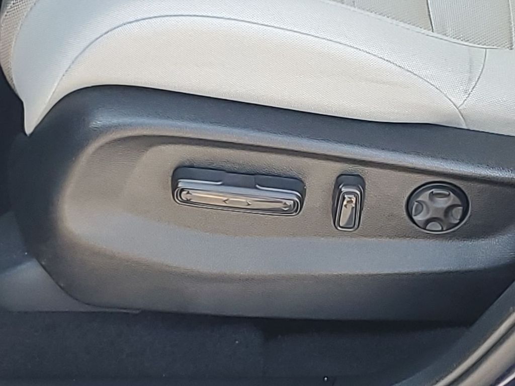 2018 Honda CR-V EX photo 26