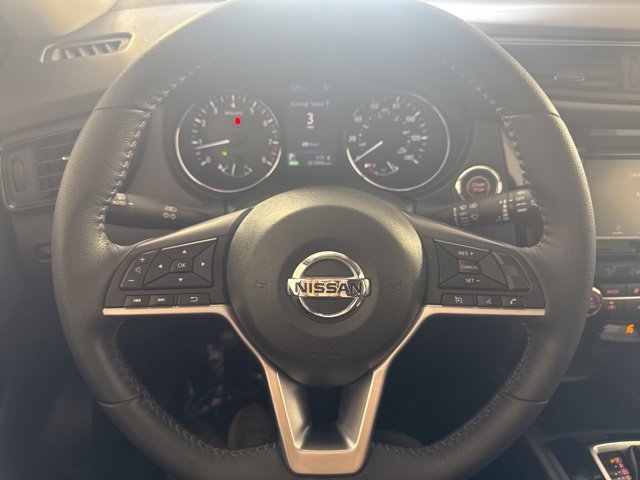 2020 Nissan Rogue SV photo 14
