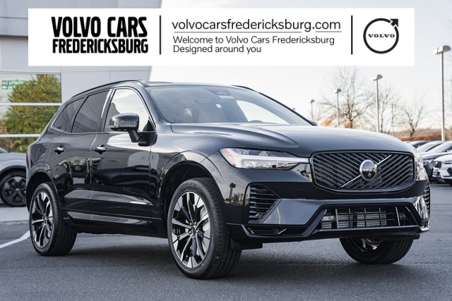 2026 Volvo XC60 Plus's photo