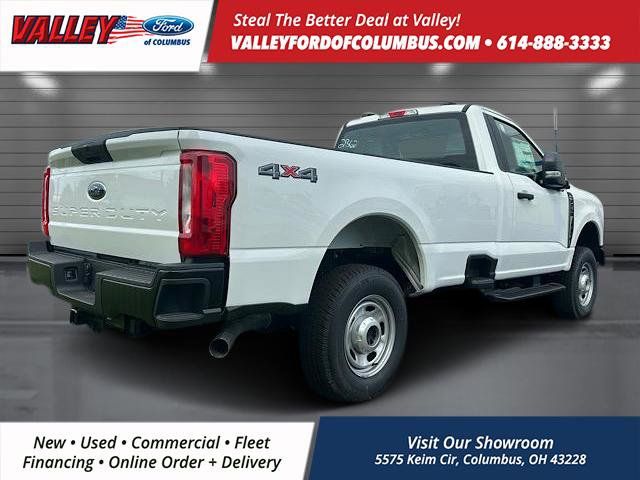 2025 Ford F-350 photo 3