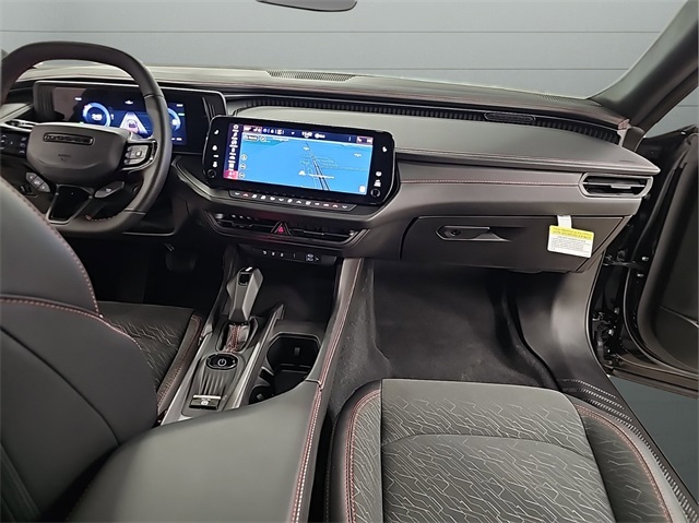 2025 Dodge Charger R/T photo 13
