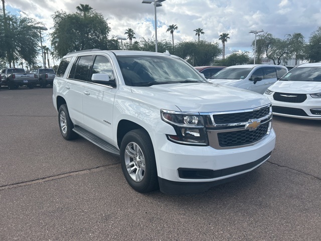 2017 Chevrolet Tahoe LS photo 2