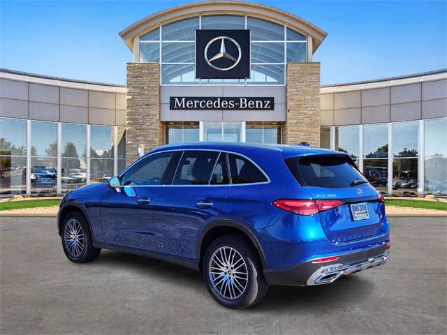 2026 Mercedes Benz GLC 300 4MATIC photo 2