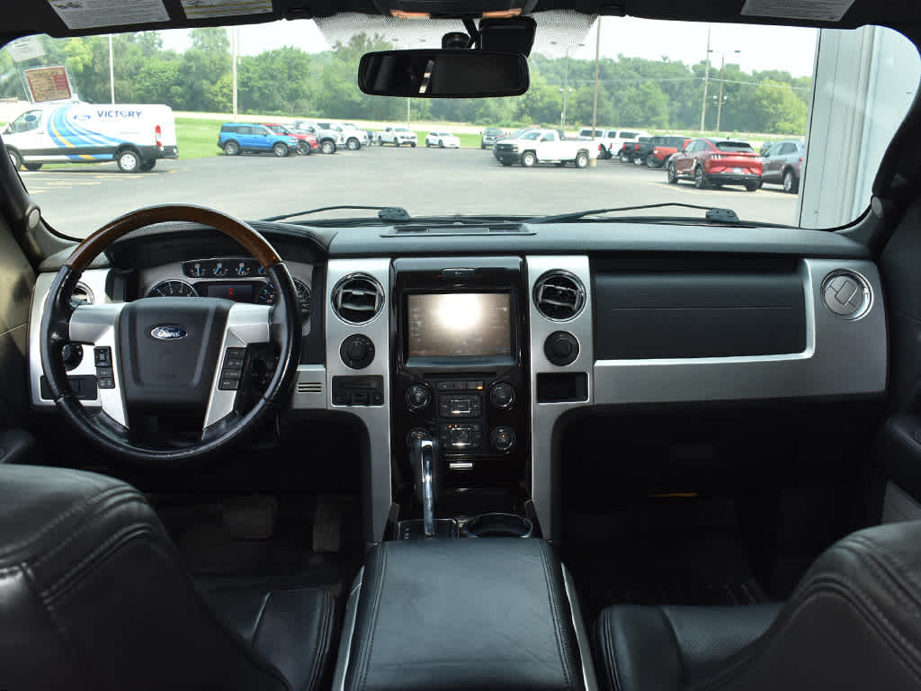 2013 Ford F-150 Platinum photo 4