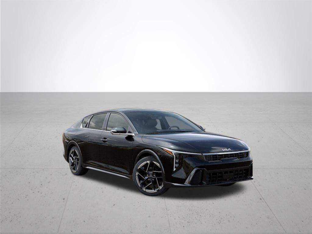 2025 Kia K4 GT-Line photo 8