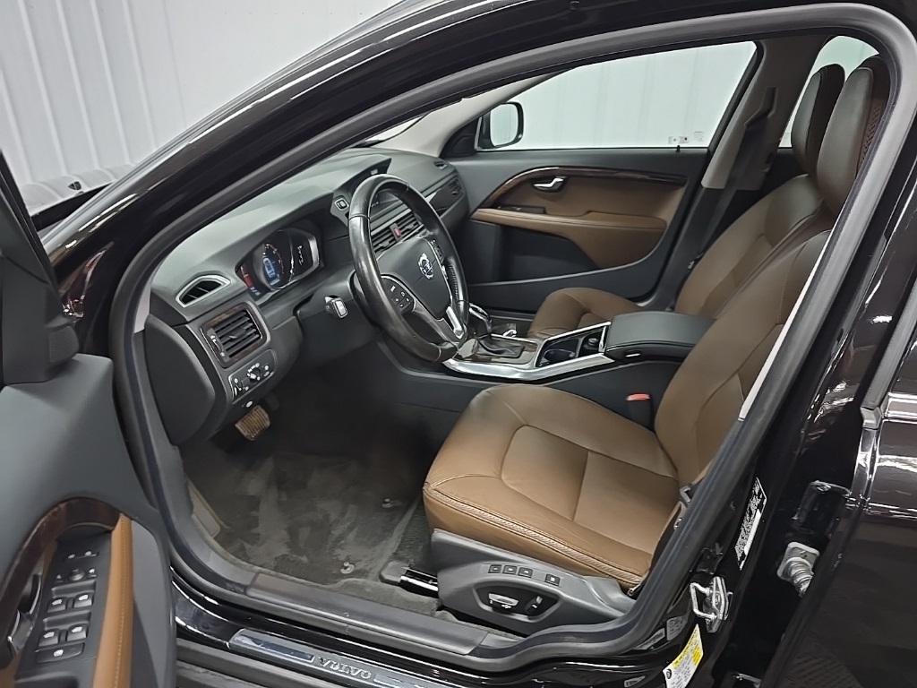 2016 Volvo XC70 T5 Premier photo 29