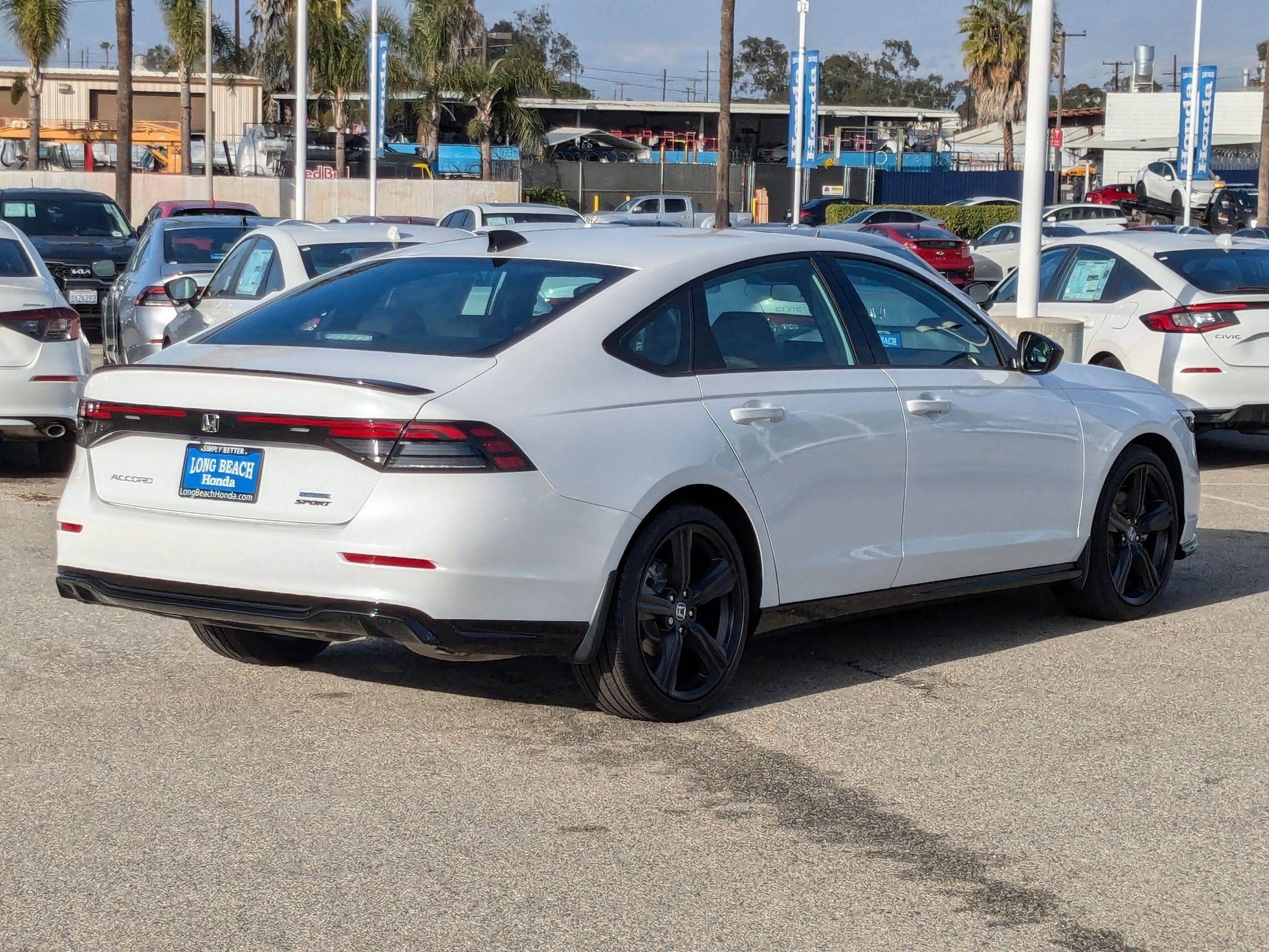 2025 Honda Accord Hybrid Sport-L photo 3