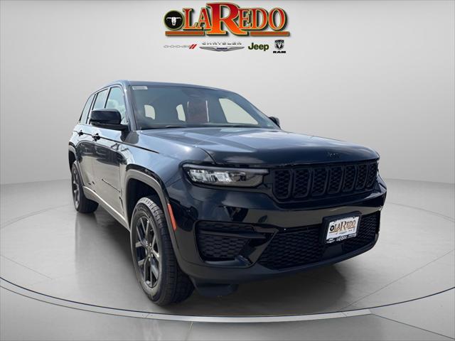 2025 Jeep Grand Cherokee Altitude's photo