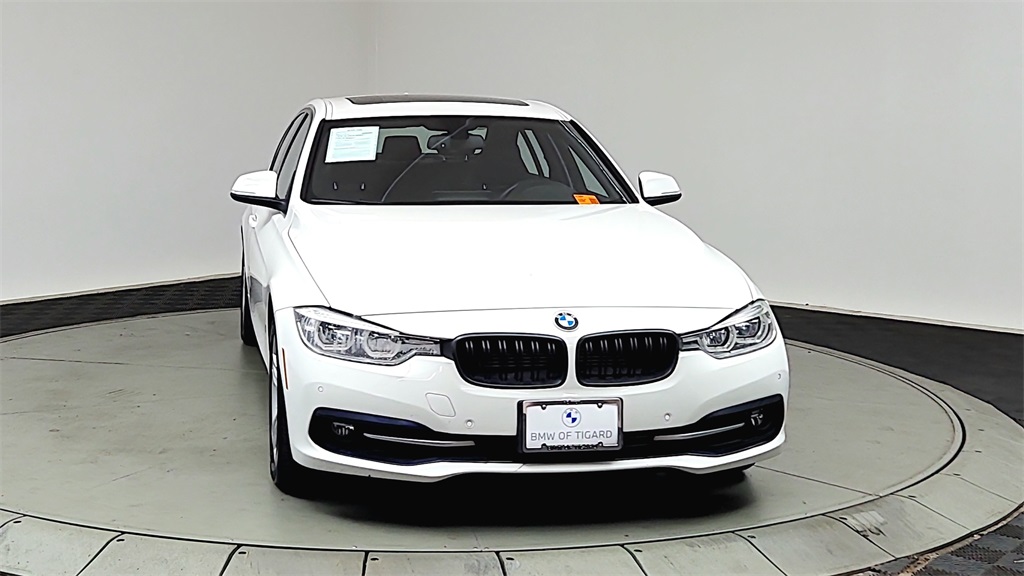 Used 2018 BMW 3 Series 330e with VIN WBA8E1C59JA756842 for sale in Tigard, OR