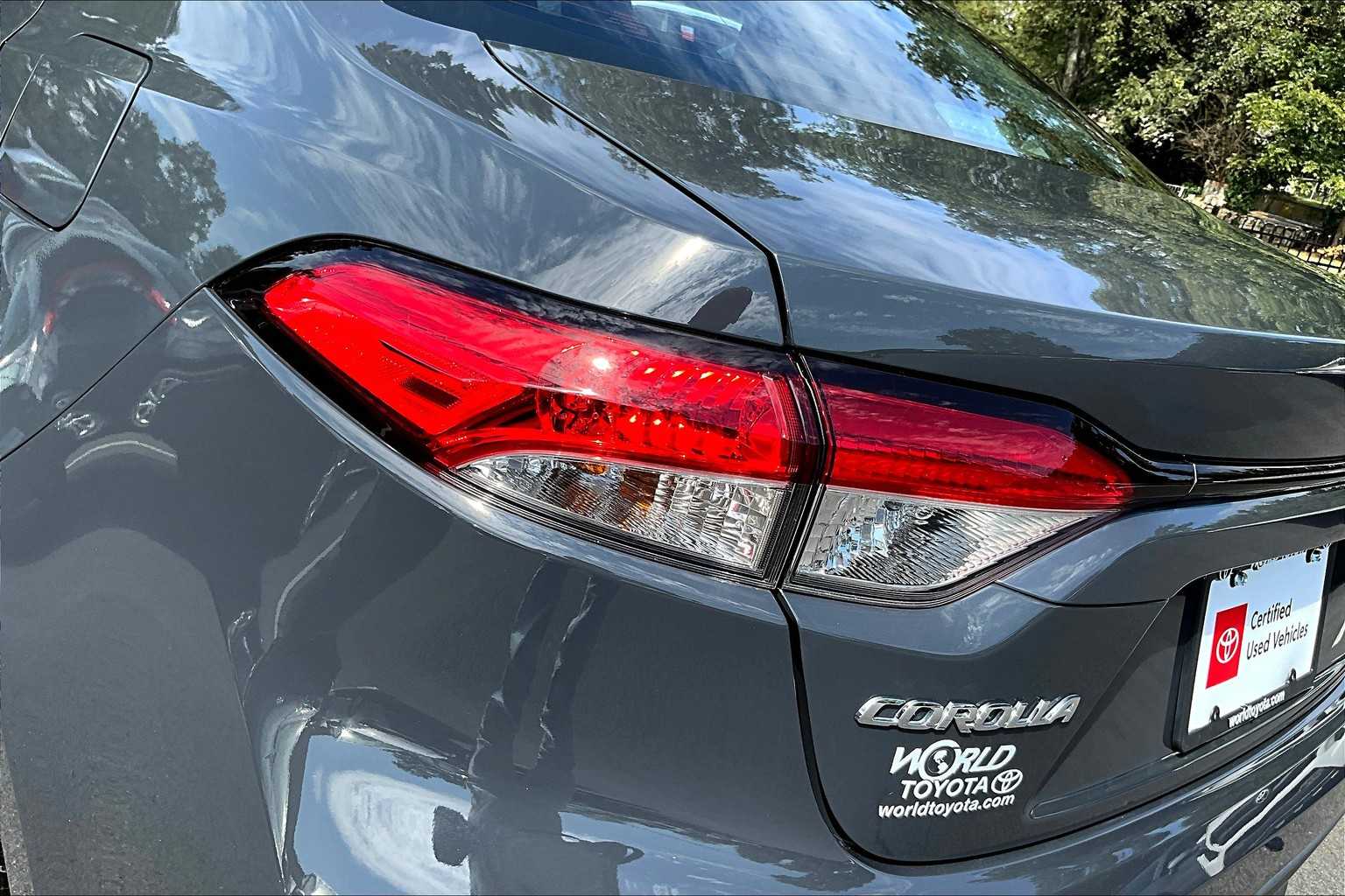 2023 Toyota Corolla LE photo 26