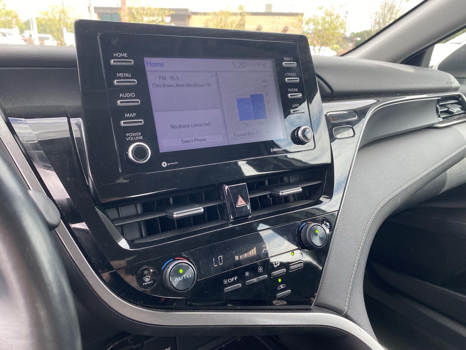 2023 Toyota Camry SE photo 20