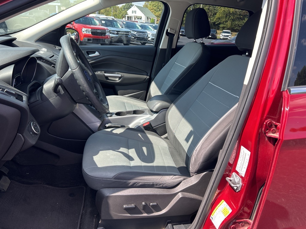 2015 Ford Escape SE photo 5