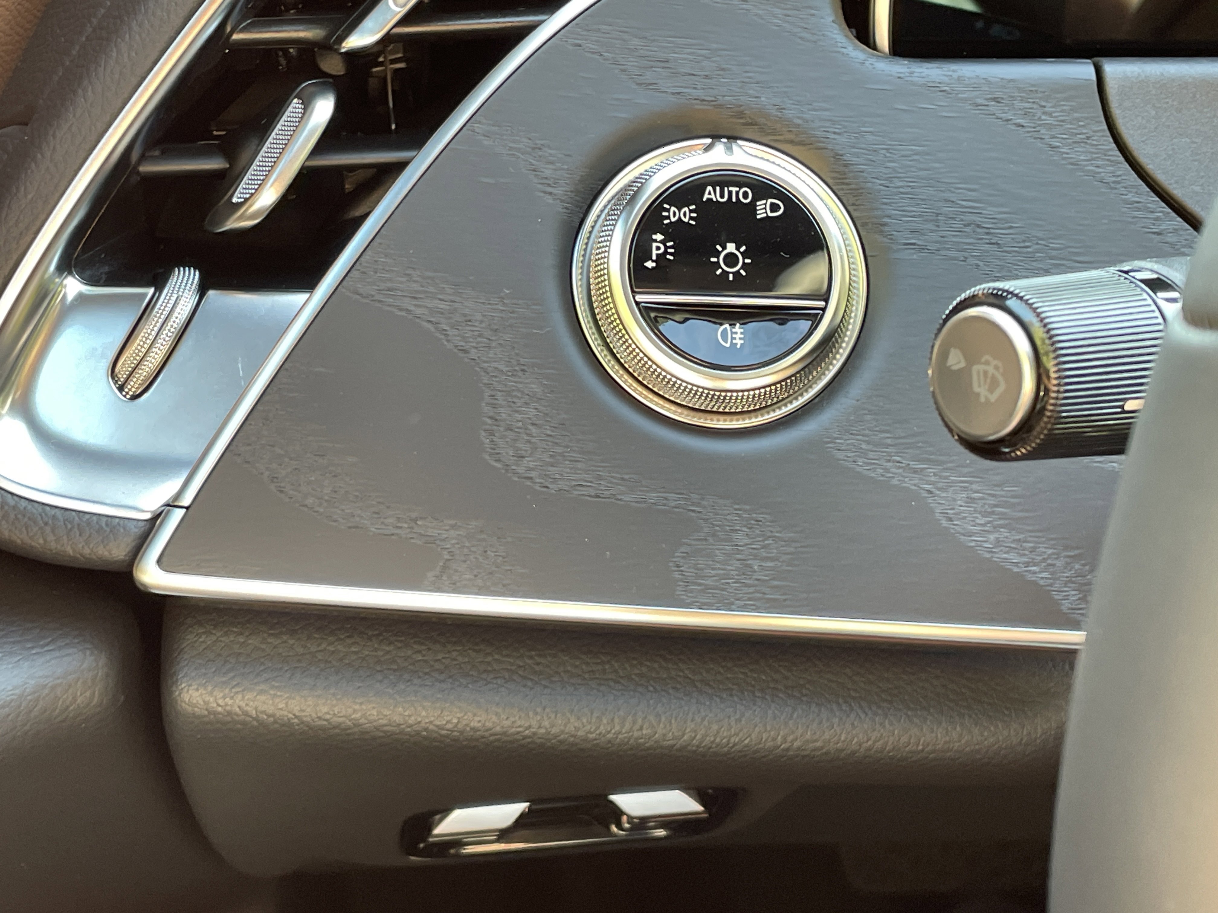 2026 Mercedes Benz E 350 Sedan photo 4