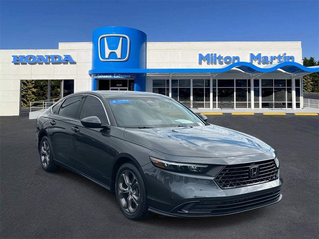 2024 Honda Accord EX's photo